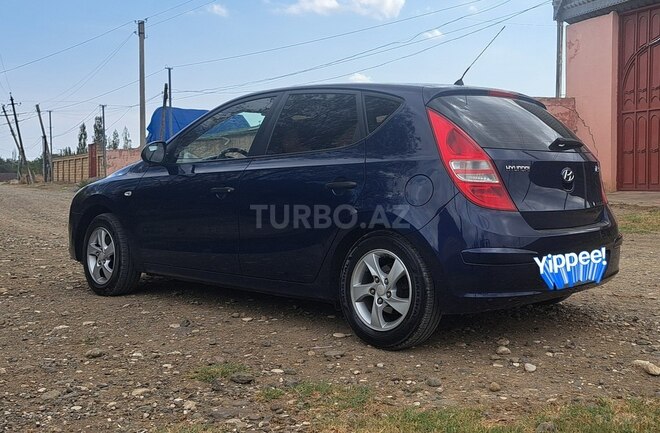 Hyundai i30 2009, 257,000 km - 1.4 л - Bakı