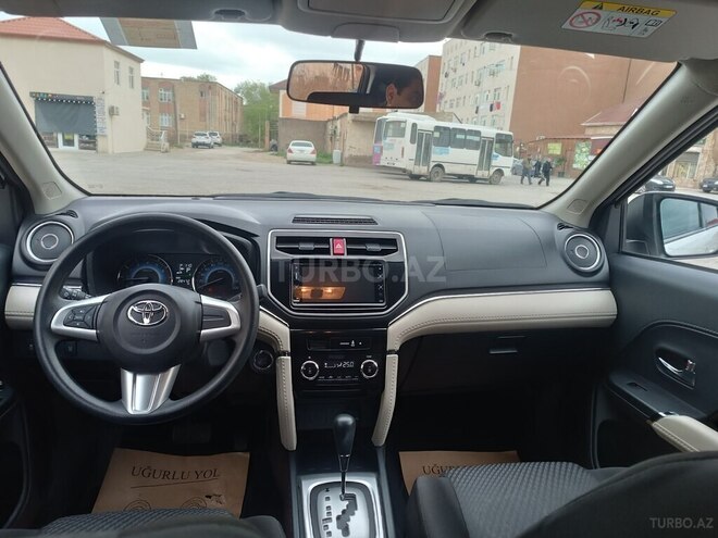 Toyota Rush 2021, 28,400 km - 1.5 l - Bakı