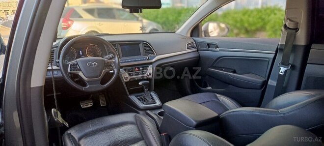 Hyundai Avante 2015, 249,000 km - 1.6 l - Bakı