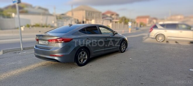 Hyundai Avante 2015, 249,000 km - 1.6 l - Bakı