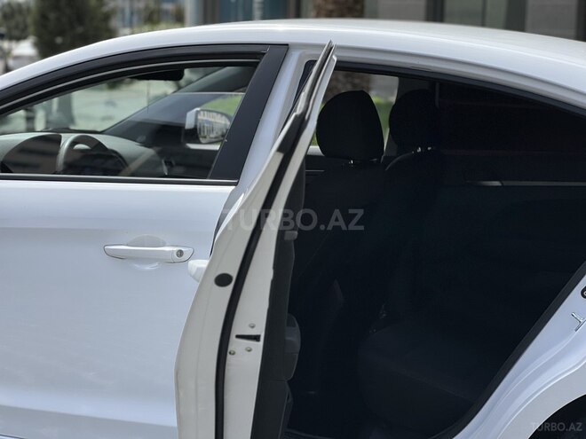 Hyundai Avante 2016, 160,000 km - 1.6 л - Bakı