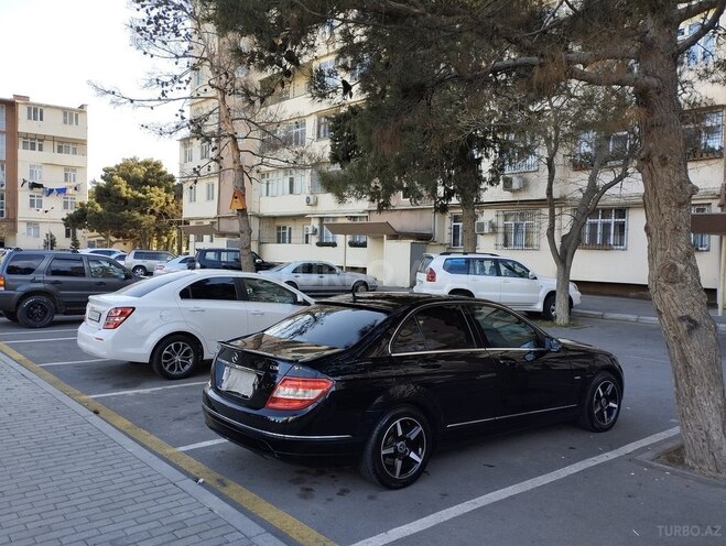 Mercedes C 220 d 2007, 318,000 km - 2.2 л - Bakı