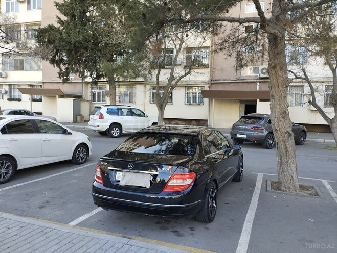 Mercedes C 220 d 2007, 318,000 km - 2.2 л - Bakı