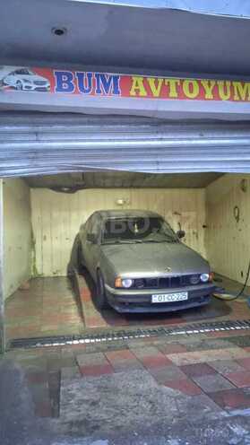 BMW 535 1990, 365,570 km - 3.4 l - Bakı