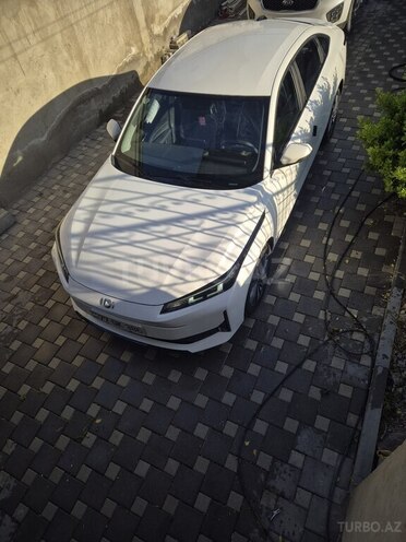 Changan Qiyuan A05 2024, 0 km - 1.5 л - Bakı
