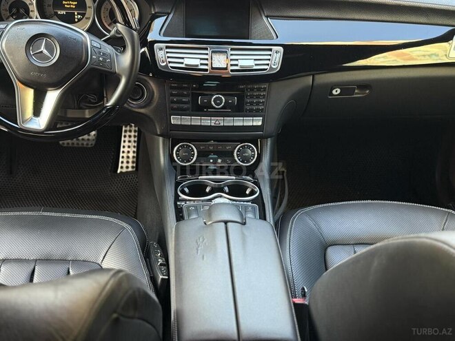 Mercedes CLS 550 2011, 136,000 km - 5.5 l - Bakı