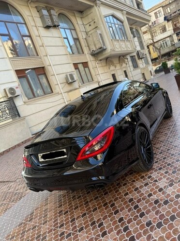 Mercedes CLS 550 2011, 136,000 km - 5.5 l - Bakı