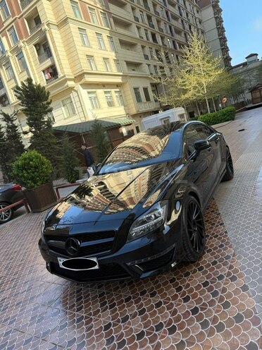 Mercedes CLS 550 2011, 136,000 km - 5.5 l - Bakı