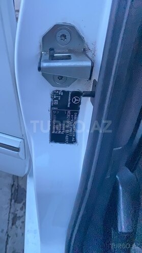 Mercedes E 220 d 2001, 480,000 km - 2.2 l - Bakı