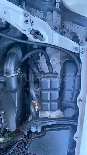 Mercedes E 220 d 2001, 480,000 km - 2.2 l - Bakı
