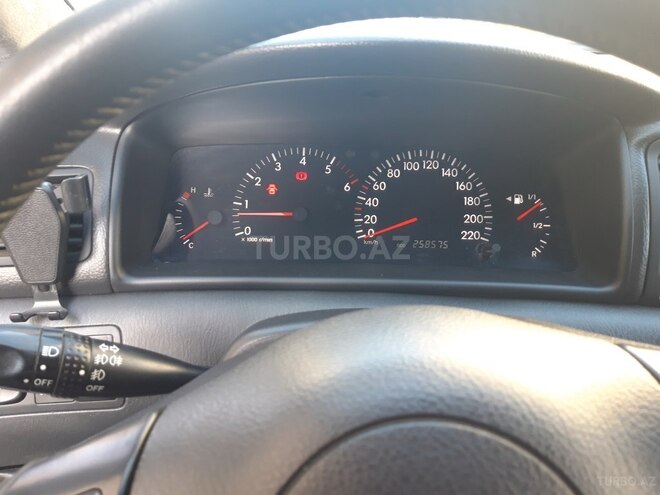 Toyota Corolla 2006, 258,000 km - 1.4 l - Bakı