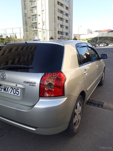 Toyota Corolla 2006, 258,000 km - 1.4 l - Bakı