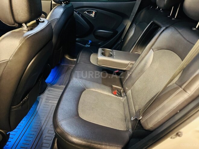 Hyundai ix35 2013, 144,800 km - 2.0 l - Bakı