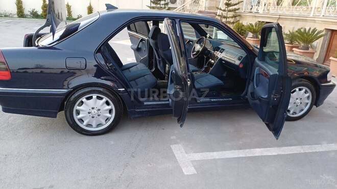 Mercedes C 200 1999, 317,452 km - 2.0 л - Bakı