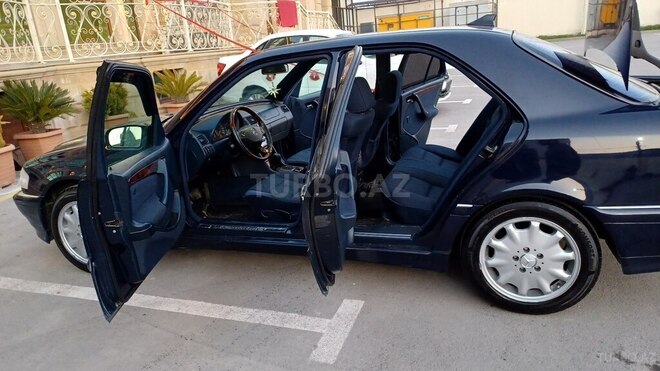 Mercedes C 200 1999, 317,452 km - 2.0 л - Bakı