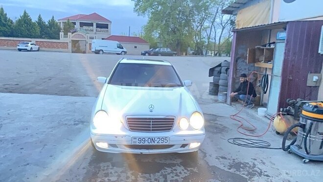 Mercedes E 220 d 2001, 480,000 km - 2.2 l - Bakı