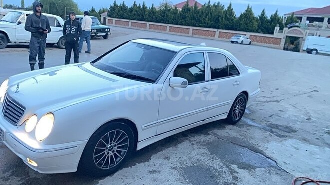 Mercedes E 220 d 2001, 480,000 km - 2.2 l - Bakı