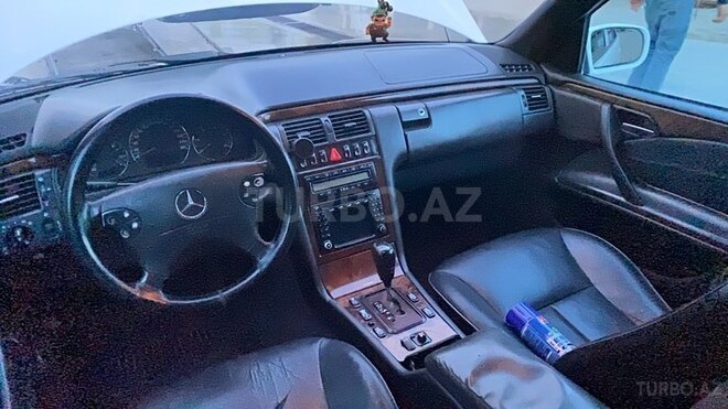 Mercedes E 220 d 2001, 480,000 km - 2.2 l - Bakı