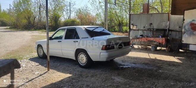 Mercedes 190 1991, 258,765 km - 2.3 l - Bərdə