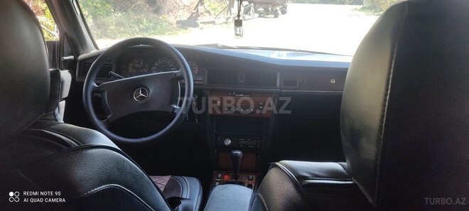 Mercedes 190 1991, 258,765 km - 2.3 l - Bərdə