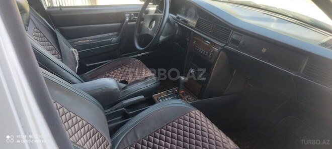 Mercedes 190 1991, 258,765 km - 2.3 l - Bərdə