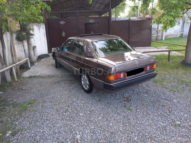 Mercedes 190 1992, 268,000 km - 2.0 l - Bərdə