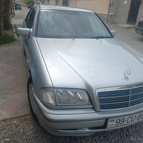 Mercedes C 220 d 1999, 431,209 km - 2.2 l - Saatlı