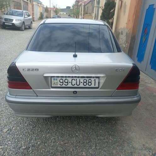 Mercedes C 220 d 1999, 431,209 km - 2.2 l - Saatlı