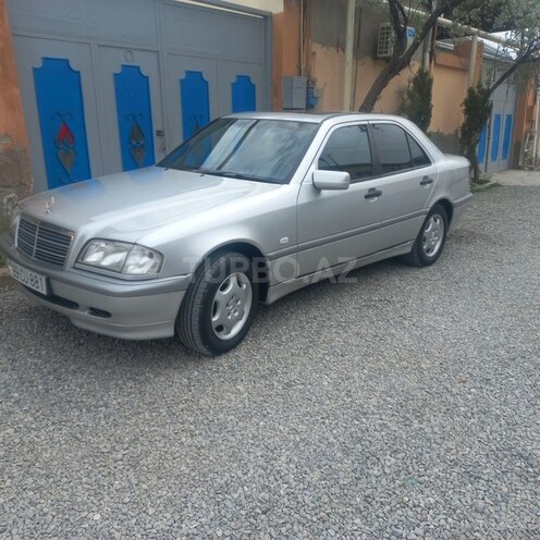 Mercedes C 220 d 1999, 431,209 km - 2.2 l - Saatlı