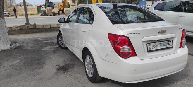 Chevrolet Aveo-9