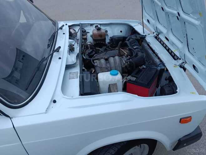 LADA (VAZ) 2107 2007, 86,000 km - 1.6 l - Salyan