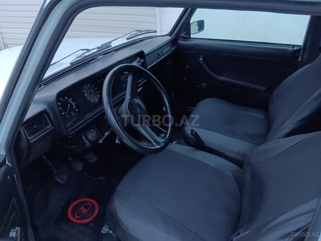 LADA (VAZ) 2107 2007, 86,000 km - 1.6 l - Salyan