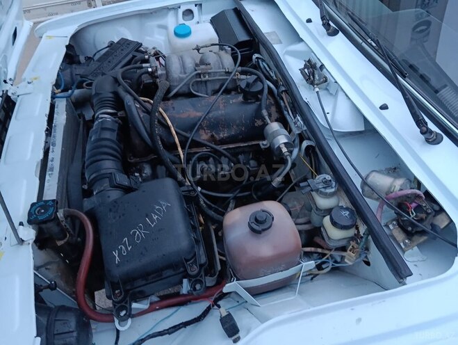 LADA (VAZ) 2107 2007, 86,000 km - 1.6 l - Salyan
