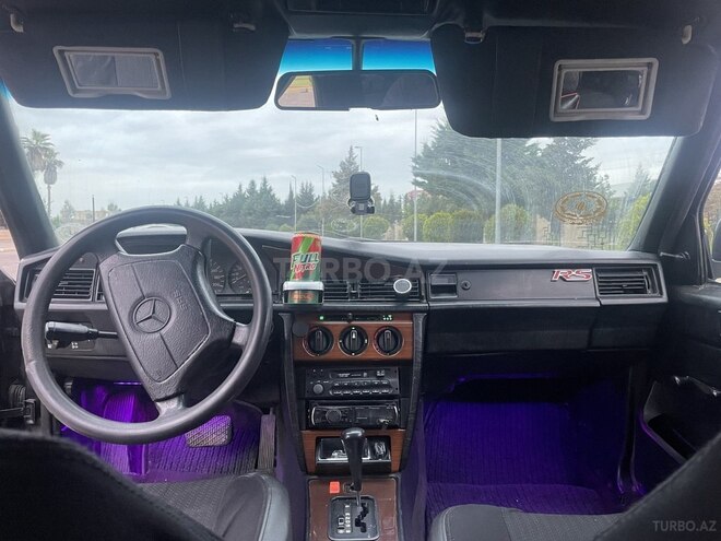 Mercedes 190 1991, 300,000 km - 2.0 л - İmişli