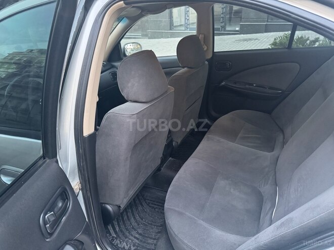 Nissan Sunny 2005, 291,000 km - 1.6 l - Bakı