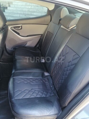 Hyundai Elantra 2013, 241,402 km - 1.8 l - Zaqatala