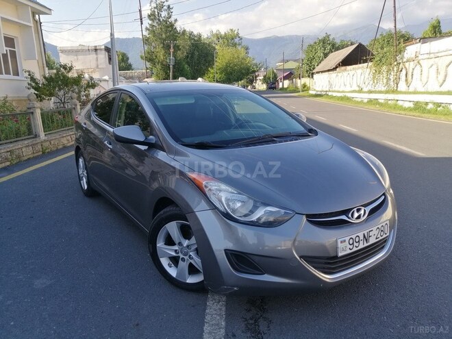 Hyundai Elantra 2013, 241,402 km - 1.8 l - Zaqatala