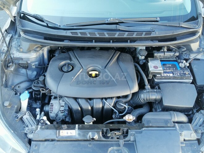 Hyundai Elantra 2013, 241,402 km - 1.8 l - Zaqatala
