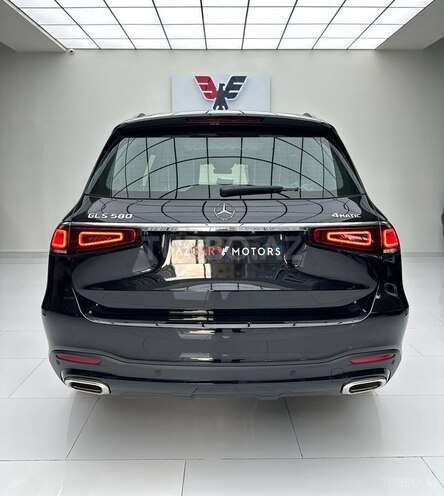 Mercedes GLS 580 4MATIC-13
