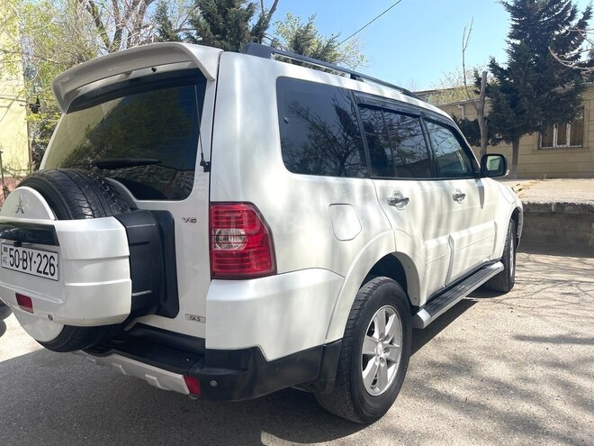 Mitsubishi Pajero 2007, 480,000 km - 3.0 l - Sumqayıt