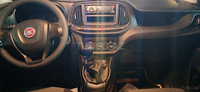 Fiat Doblo 2019, 136,211 km - 1.4 l - Bakı