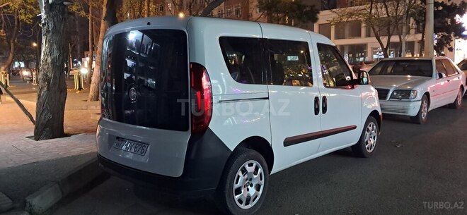 Fiat Doblo 2019, 136,211 km - 1.4 l - Bakı