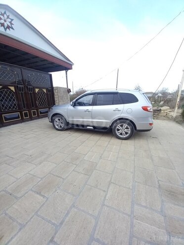 Hyundai Santa Fe 2009, 324,000 km - 2.0 л - Şirvan