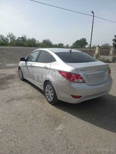 Hyundai Accent 2017, 186,700 km - 1.6 л - Salyan