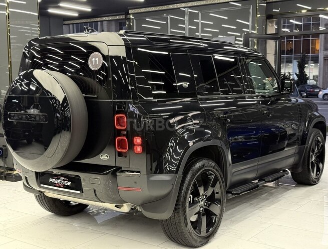 Land Rover Defender-14