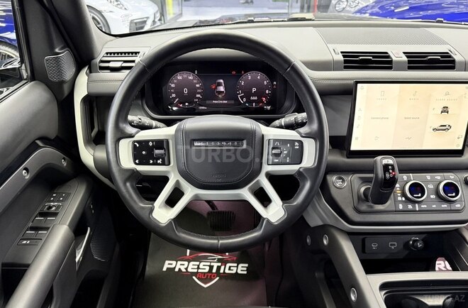 Land Rover Defender-8