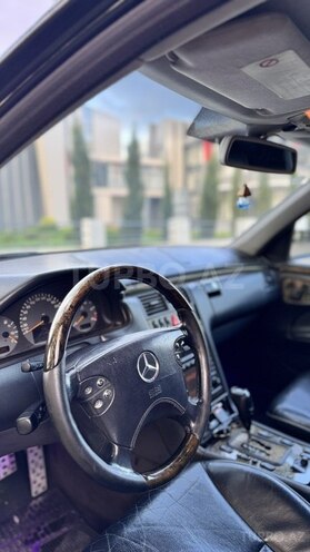 Mercedes E 270 2000, 247,000 km - 2.7 l - Bərdə