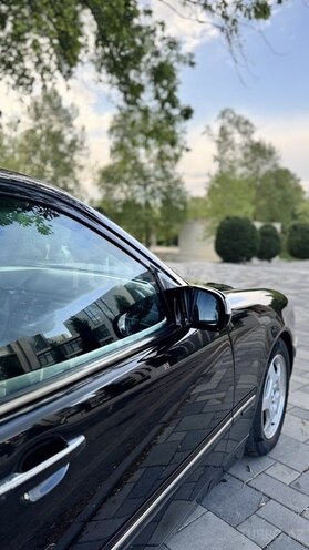 Mercedes E 270 2000, 247,000 km - 2.7 l - Bərdə