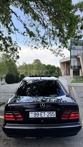 Mercedes E 270 2000, 247,000 km - 2.7 l - Bərdə