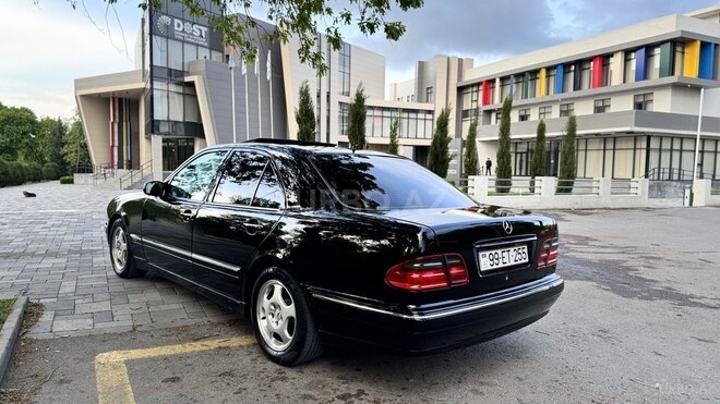 Mercedes E 270 2000, 247,000 km - 2.7 l - Bərdə